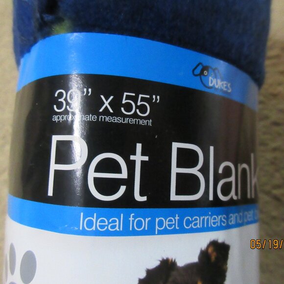 Fleece Pet Blanket 39" x 55" - Picture 2 of 3
